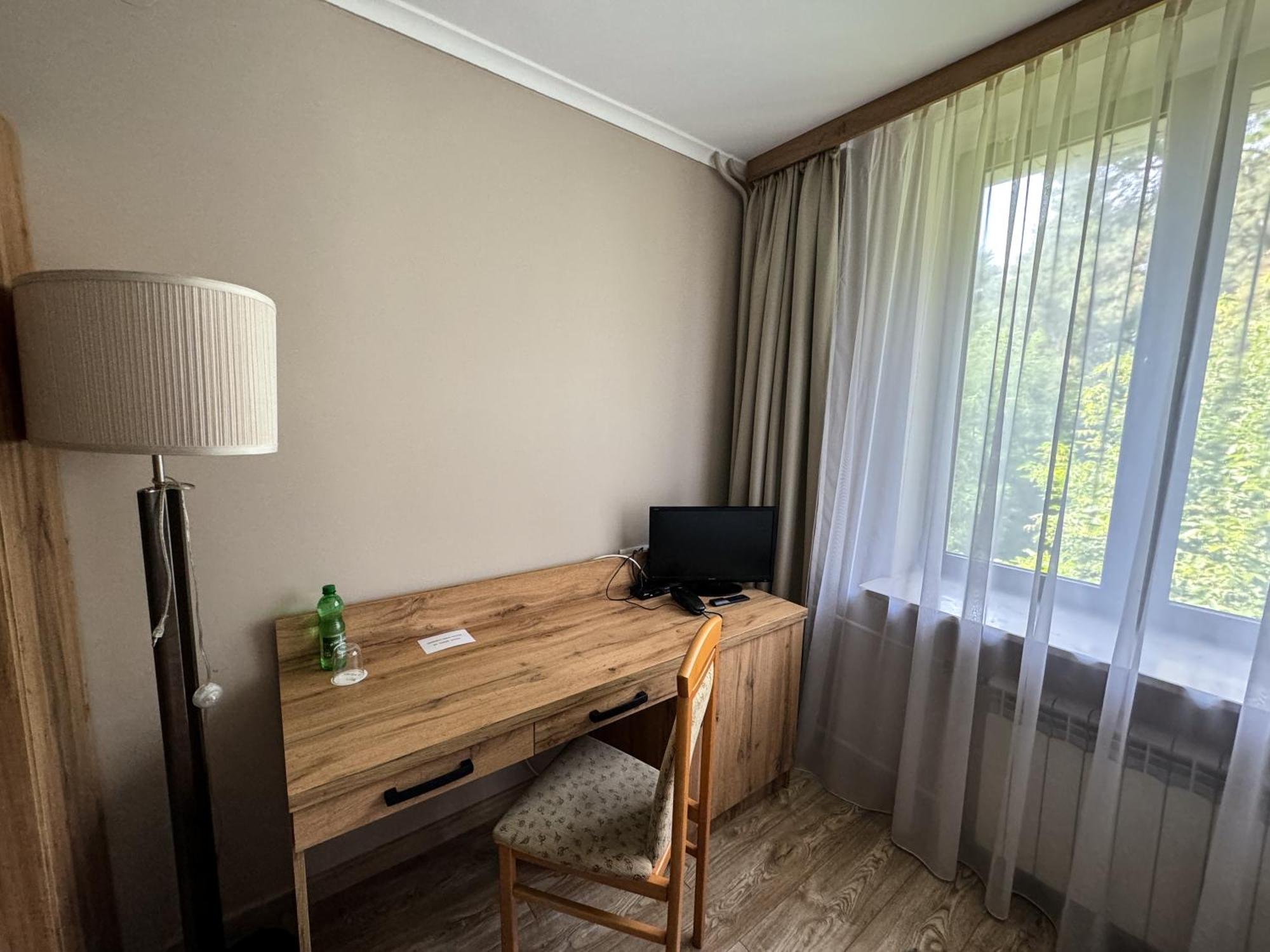 Hotel Echo Cedzyna Екстериор снимка
