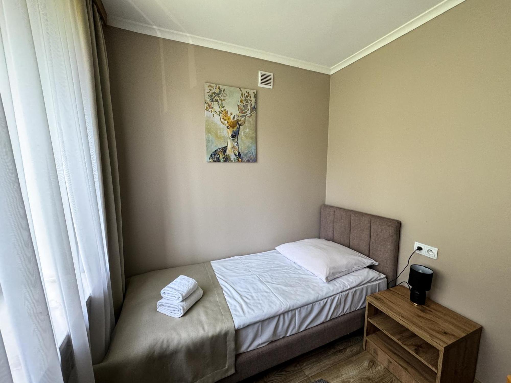 Hotel Echo Cedzyna Екстериор снимка