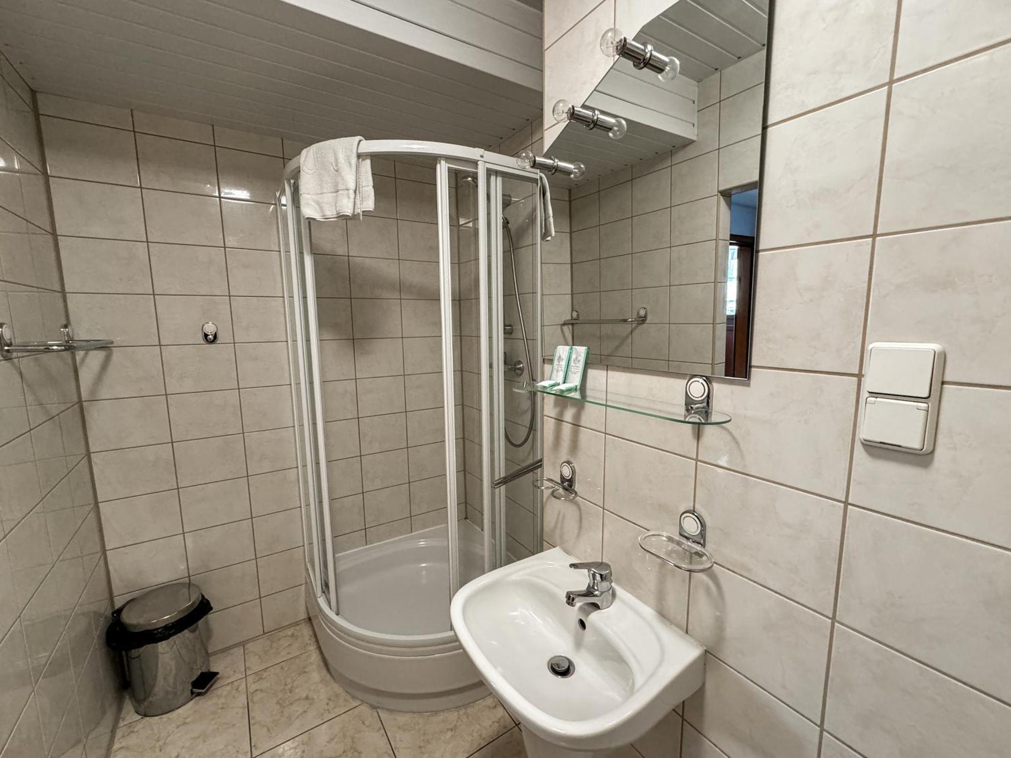 Hotel Echo Cedzyna Екстериор снимка