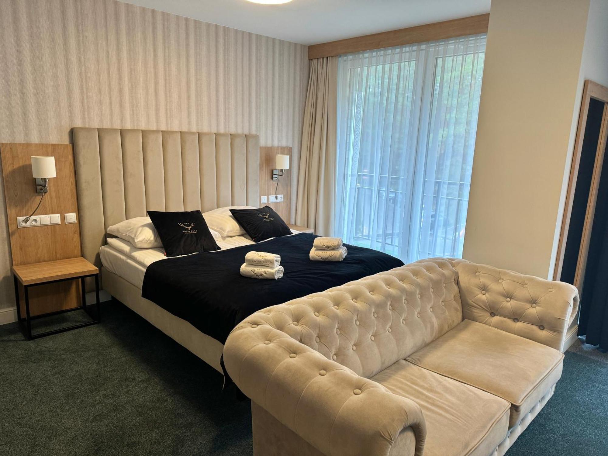 Hotel Echo Cedzyna Екстериор снимка